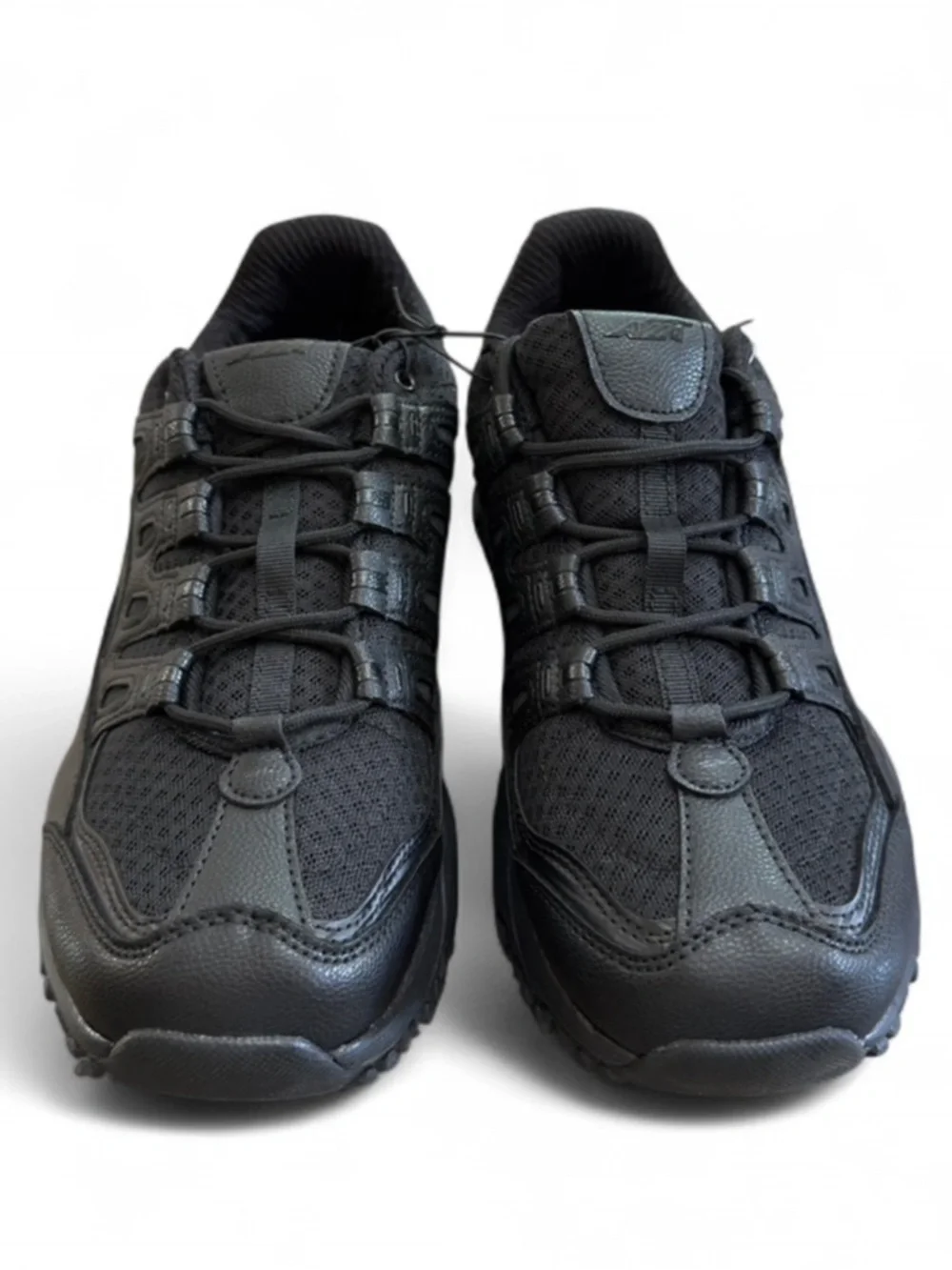 Avia brand new